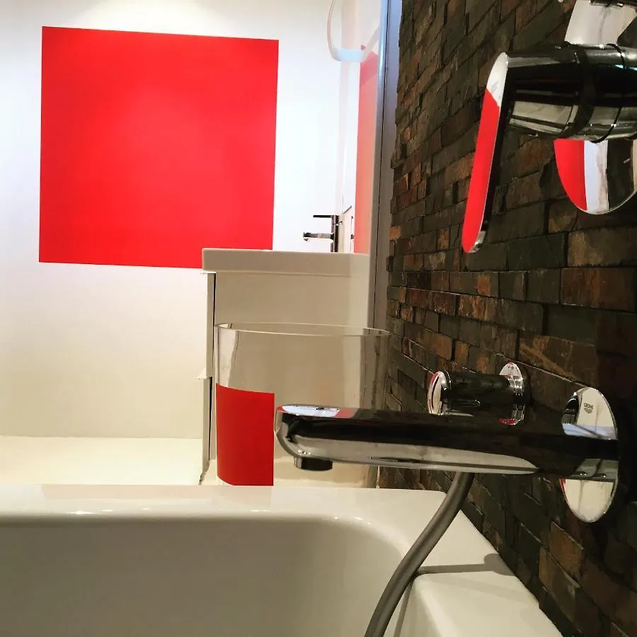 Bed and Breakfast Arty Provence, Piscine Chauffee Сент-Этьен-дю-Грес Франция