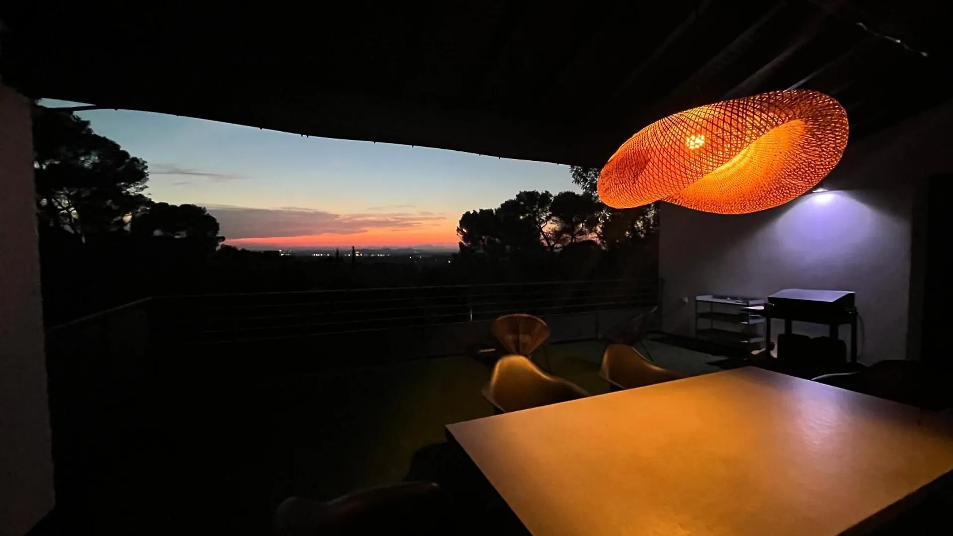 Bed and Breakfast Arty Provence, Piscine Chauffee Сент-Этьен-дю-Грес Франция