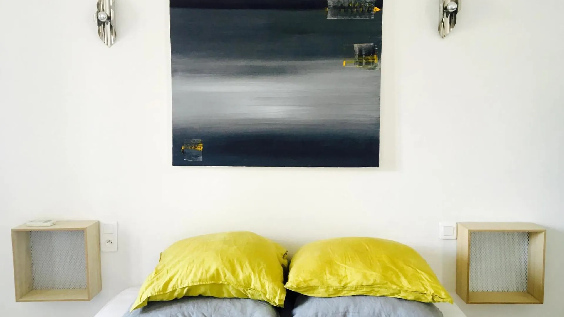 Bed and Breakfast Arty Provence, Piscine Chauffee Сент-Этьен-дю-Грес Отель типа 